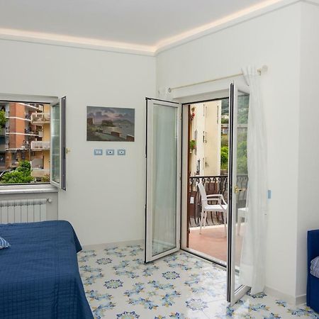 Ambra Sorrento Suites Short Rent Luaran gambar