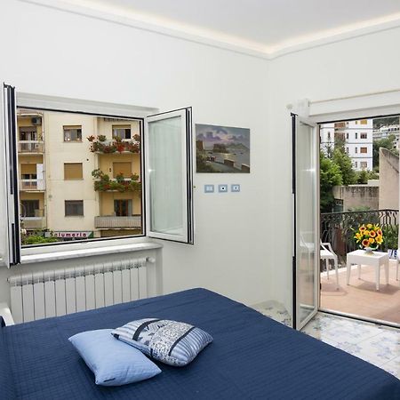Ambra Sorrento Suites Short Rent Luaran gambar
