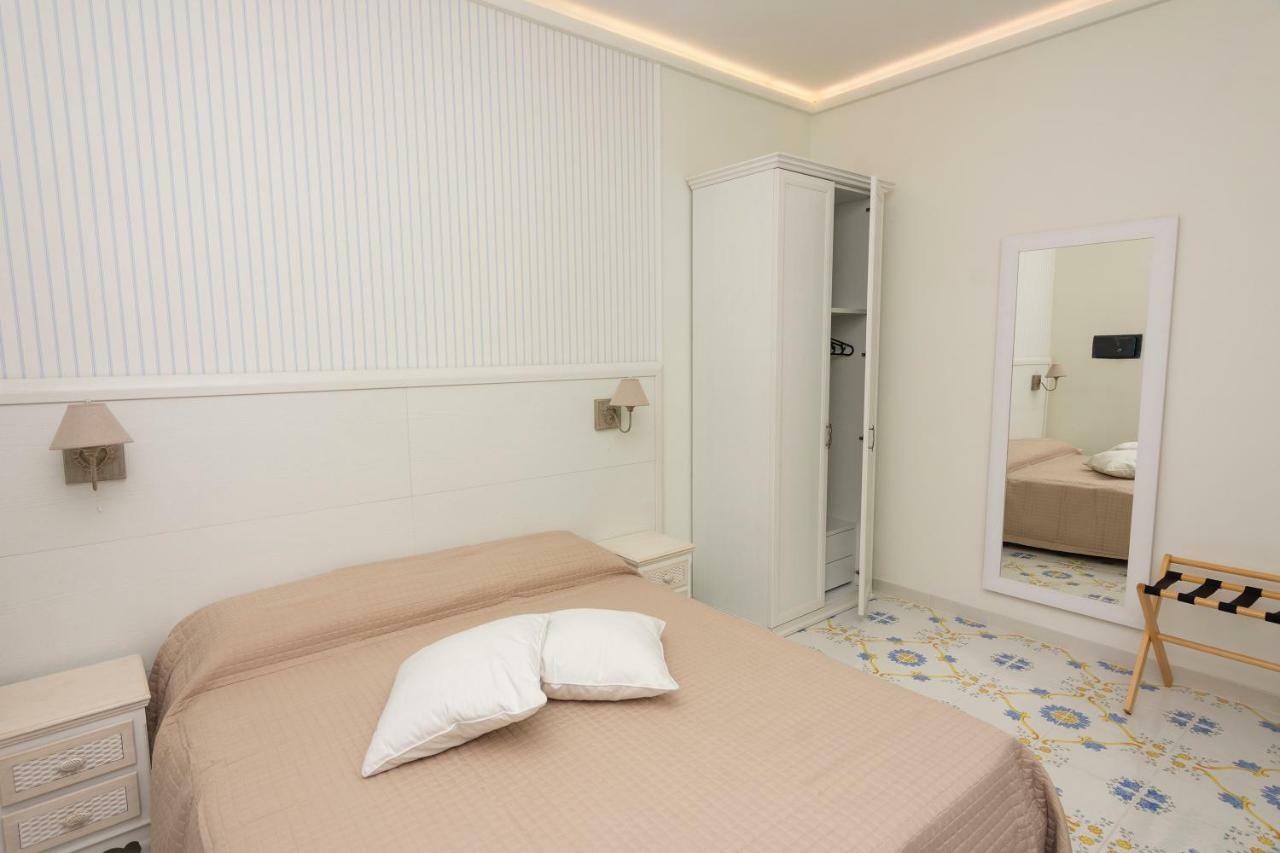 Ambra Sorrento Suites Short Rent Luaran gambar