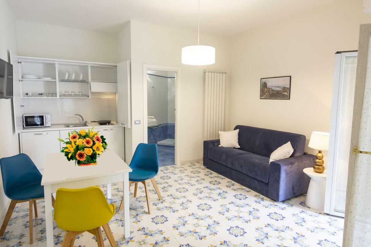 Ambra Sorrento Suites Short Rent Luaran gambar