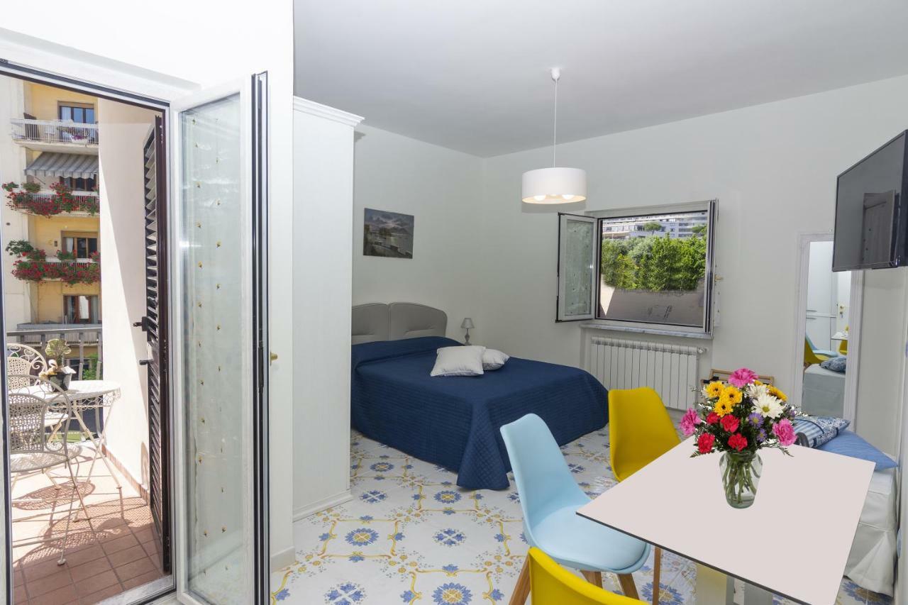 Ambra Sorrento Suites Short Rent Luaran gambar